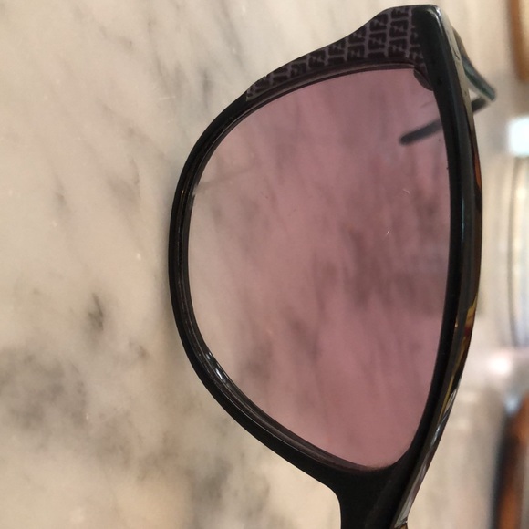 Vintage Fendi Sunglasses - Picture 7 of 12
